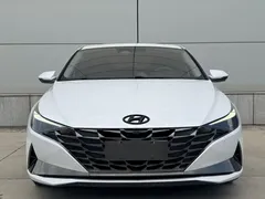 2022 Hyundai Elantra 1.5L CVT LUX Premium, белый — фото 6