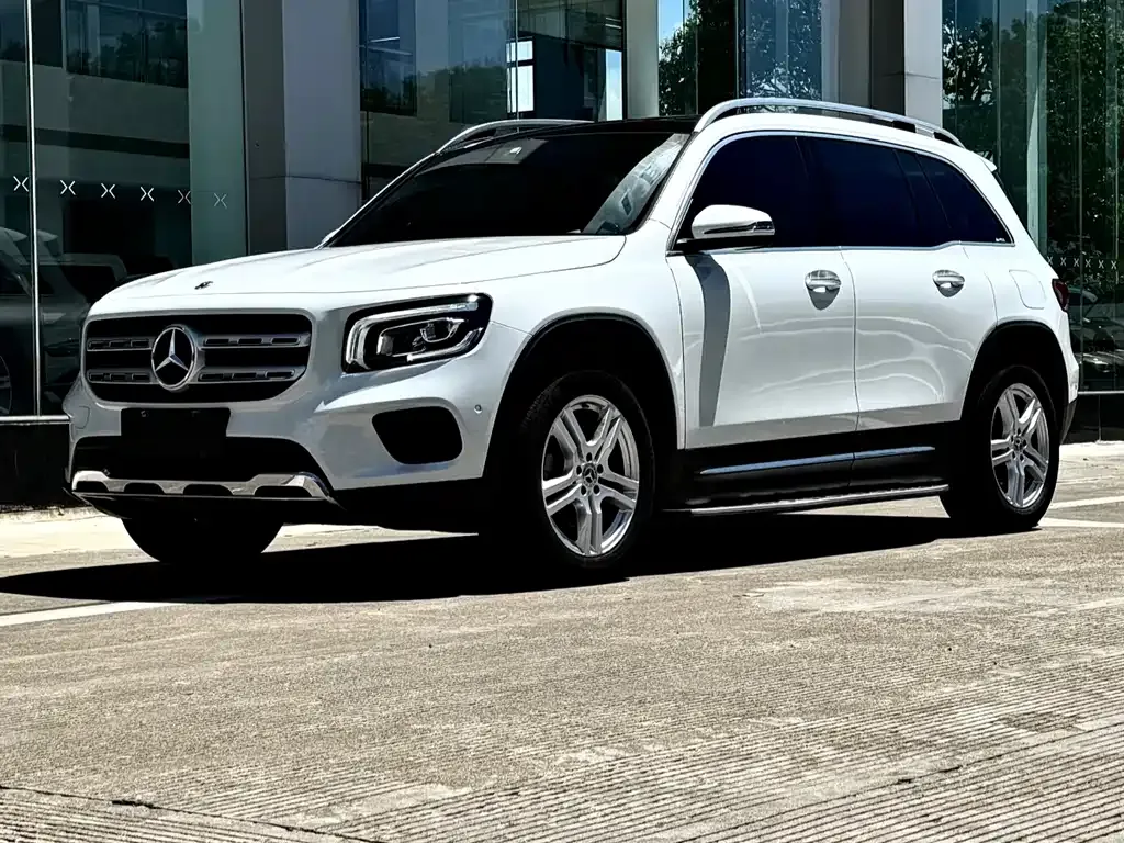 2021 Mercedes-Benz GLB 200