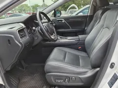 2020 Lexus RX 300 4WD, белый — фото 8