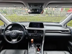 2020 Lexus RX 300 4WD, белый — фото 11