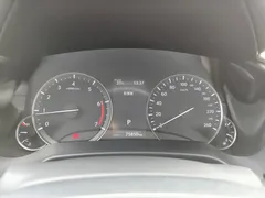2020 Lexus RX 300 4WD, белый — фото 12