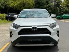 2023 Toyota RAV4 2.0L CVT 2WD Plus, белый — фото 2