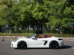 2020 Porsche 718 Boxster 2.0T, белый — фото 4