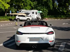 2020 Porsche 718 Boxster 2.0T, белый — фото 5