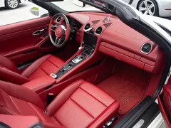2020 Porsche 718 Boxster 2.0T, белый — фото 11