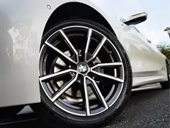 2023 BMW 3 Series 3 325Li M, белый — фото 8