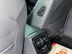 2023 Volkswagen 330TSI Luxury, чёрный — фото 16