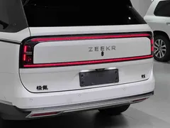 2025 Zeekr 9X Hyper 70kWh, белый — фото 9