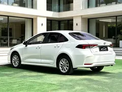 2021 Toyota Corolla 1.2T S-CVT Luxury, белый — фото 6