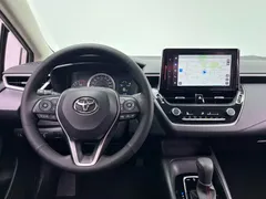 2021 Toyota Corolla 1.2T S-CVT Luxury, белый — фото 8