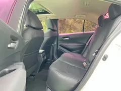 2021 Toyota Corolla 1.2T S-CVT Luxury, белый — фото 15