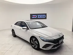 2023 Hyundai Elantra 1.5L CVT LUX Premium, белый — фото 19