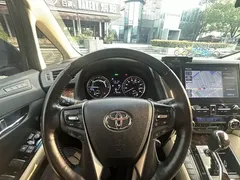 2021 Toyota Alphard Hybrid 2.5L Premium, чёрный — фото 7