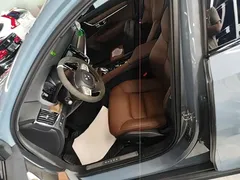 2021 Volvo V90 Cross Country B5 AWD — фото 11