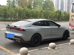 2023 Changan UNI-V 1.5T Sport — фото 3