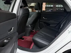 2023 Hyundai Elantra 1.5L CVT LUX Premium, белый — фото 8