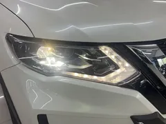 2022 Nissan X-Trail 2.0L 2WD Premium, белый — фото 6