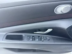 2022 Hyundai Elantra 1.5L CVT 20th Anniversary, белый — фото 8