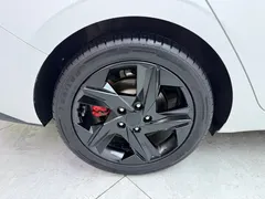 2022 Hyundai Elantra 1.5L CVT 20th Anniversary, белый — фото 22