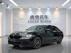 2022 BMW 5 Series 5 530Li M, чёрный — фото 1