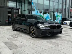 2022 BMW 5 Series 5 530Li M, чёрный — фото 3