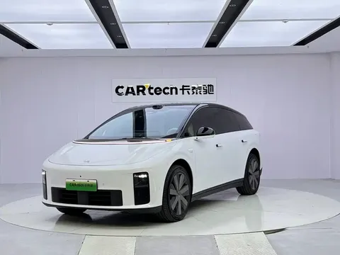 2025 Li Auto i6 4WD Standard