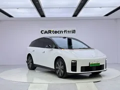 2025 Li Auto i6 4WD Standard, белый — фото 7