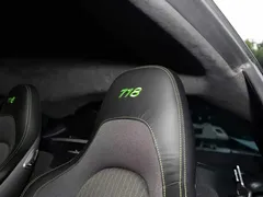 2019 Porsche 718 Cayman T 2.0T, белый — фото 12