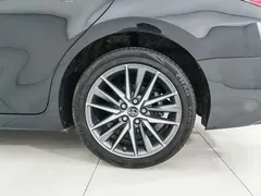 2021 Toyota Camry Hybrid 2.5HG Luxury, чёрный — фото 16