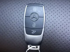 2022 Mercedes-Benz GLC 300 L 4MATIC, чёрный — фото 25