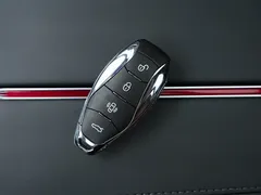 2025 Hongqi HS5 2.0T 2WD Pro, чёрный — фото 10
