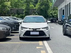 2022 Toyota Levin 185T CVT Luxury, белый — фото 2