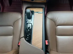 2022 Volvo XC90 7-seat, чёрный — фото 10