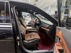 2022 Volvo XC90 7-seat, чёрный — фото 16