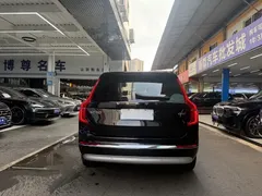 2022 Volvo XC90 7-seat, чёрный — фото 26