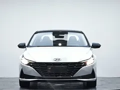 2022 Hyundai Elantra 1.5L CVT LUX Premium, белый — фото 3