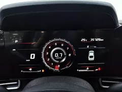 2022 Hyundai Elantra 1.5L CVT LUX Premium, белый — фото 19