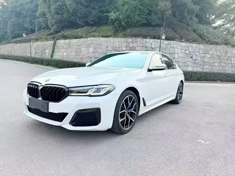 2022 BMW 5 Series 5 530i M