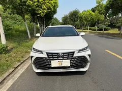 2022 Toyota Avalon 2.0L Luxury, белый — фото 2