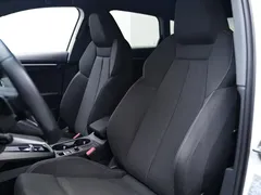 2022 Audi A3 Sportback 35 TFSI, белый — фото 10