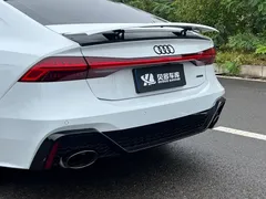 2022 Audi A7 55 TFSI quattro Premium, белый — фото 9