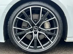 2022 Audi A7 55 TFSI quattro Premium, белый — фото 17