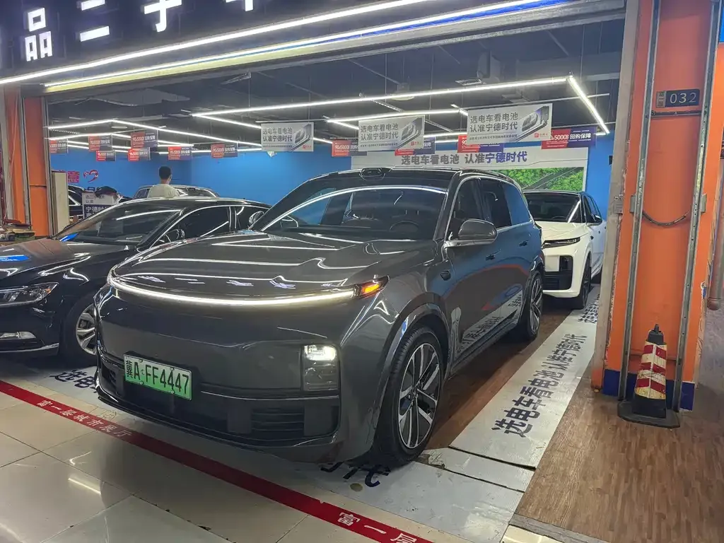 2022 Li Auto L9 Max
