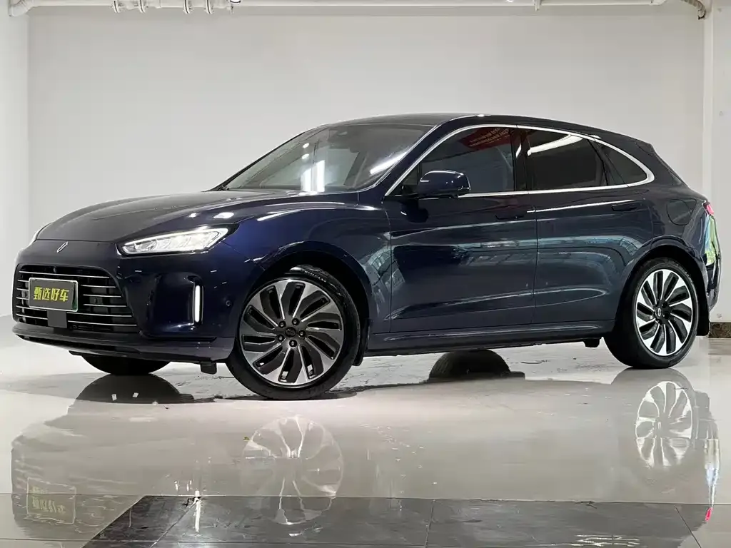 2023 Aito M5