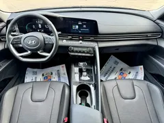 2023 Hyundai Elantra 1.5L CVT LUX Premium — фото 12
