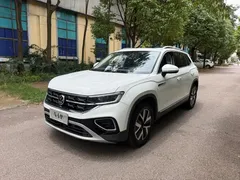 2023 Volkswagen Tayron 330TSI 2WD Plus, белый — фото 3