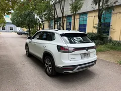 2023 Volkswagen Tayron 330TSI 2WD Plus, белый — фото 8