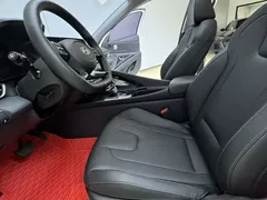 2023 Hyundai Elantra 1.5L CVT LUX Premium, белый — фото 11