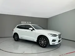 2021 Volvo XC60 4WD Luxury, белый — фото 3