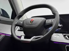 2025 Hongqi HS5 2.0T 2WD Pro, чёрный — фото 11